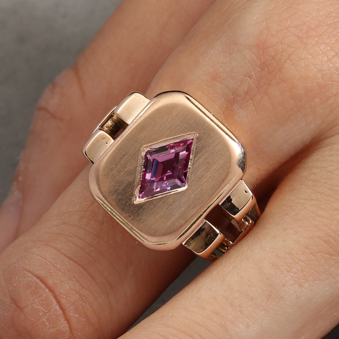 REVIVAL 1.35CT PINK SAPPHIRE LOZENGE HEAVY GOLD RING