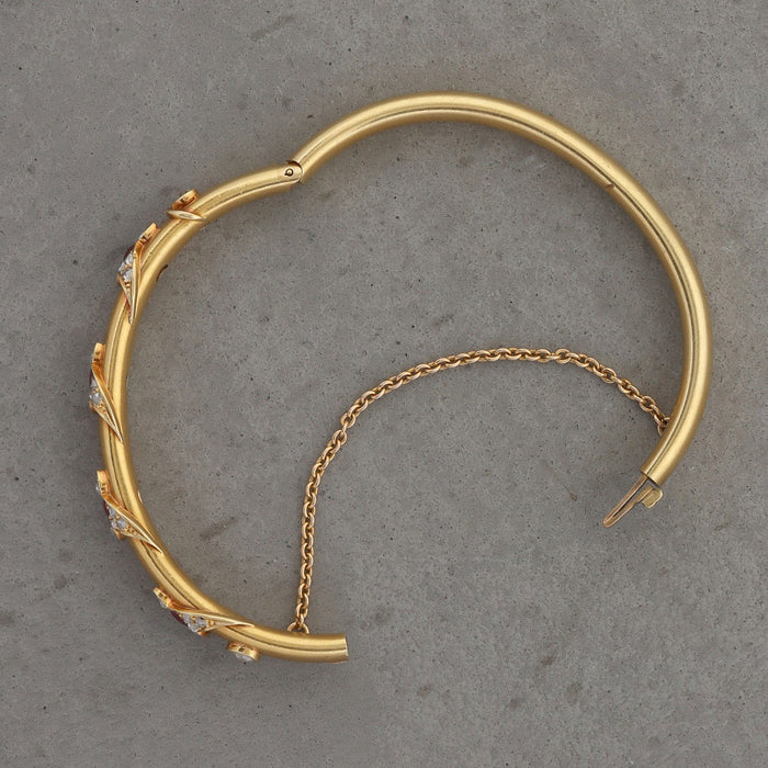 VICTORIAN BURMA RUBY AND ROSE CUT DIAMOND BANGLE IN 18K YELLOW GOLD