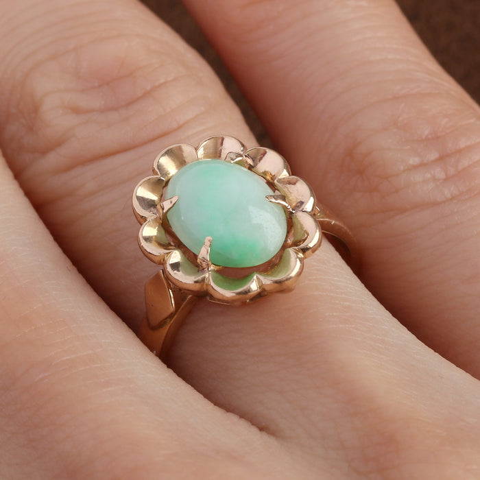JADE FLOWER RING IN 22K YELLOW GOLD