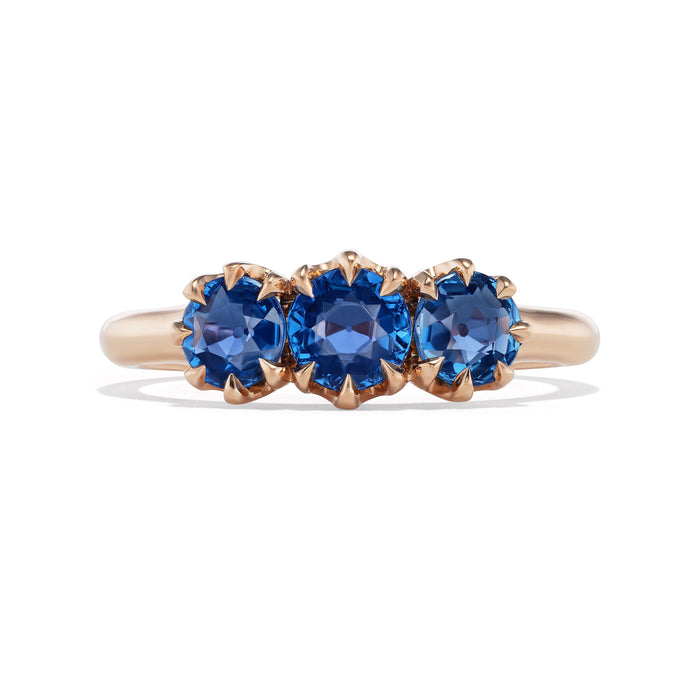YOGO MONTANA SAPPHIRE 3 STONE RING 18K ROSE GOLD