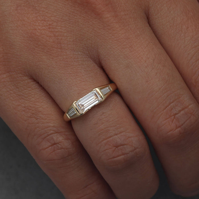 B.D'ANGELO X MCT & CO BAGUETTE DIAMOND RING 18KY